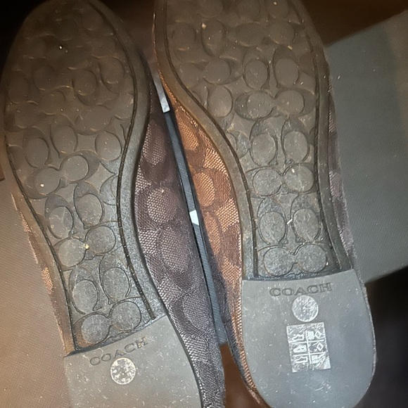 Coach Flats - Picture 3 of 3